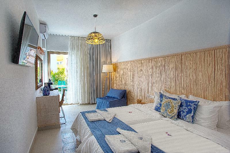 Enorme Serenity Spritz - Adults Only Hotel 4*